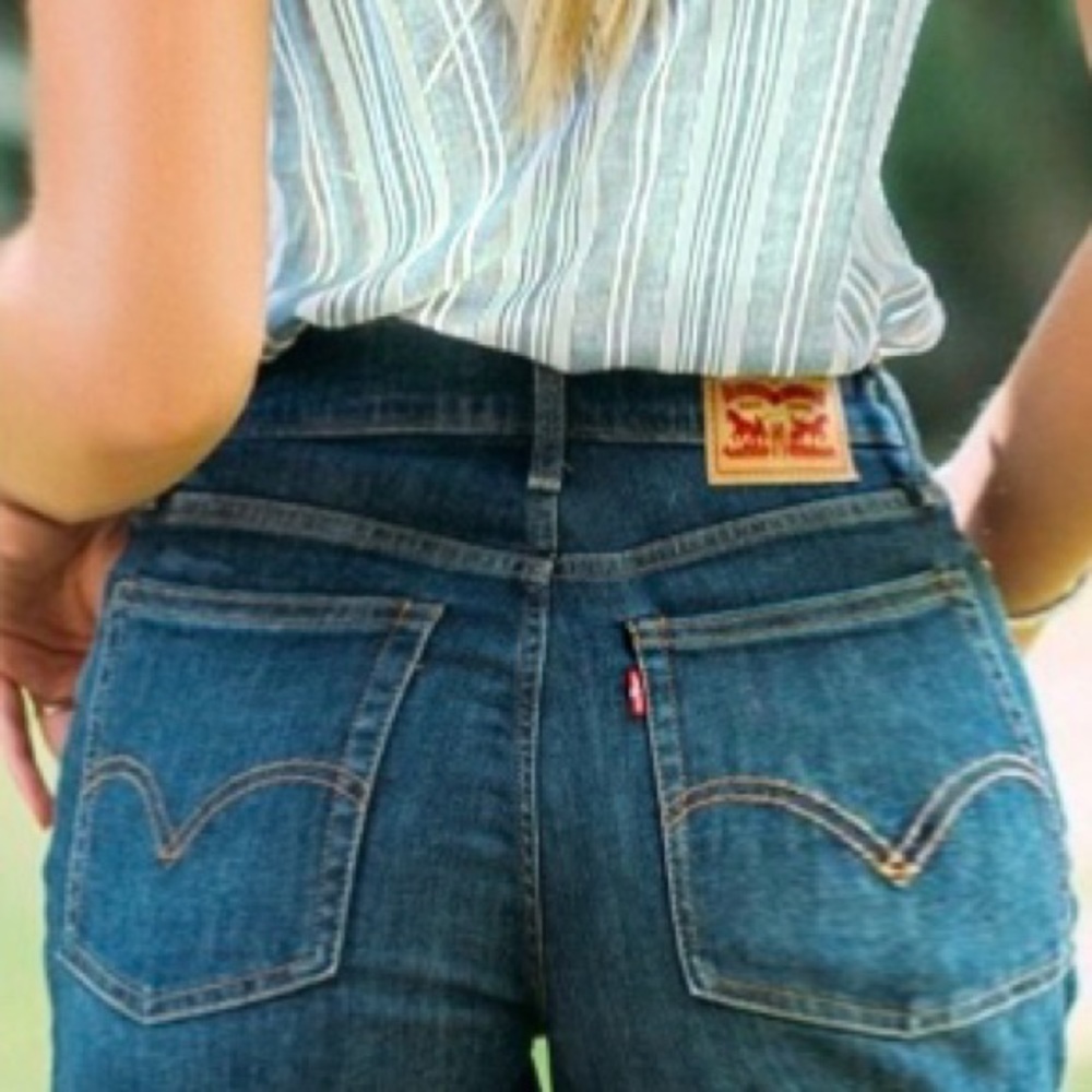 🥀 LEVIS SKINNY 🥀